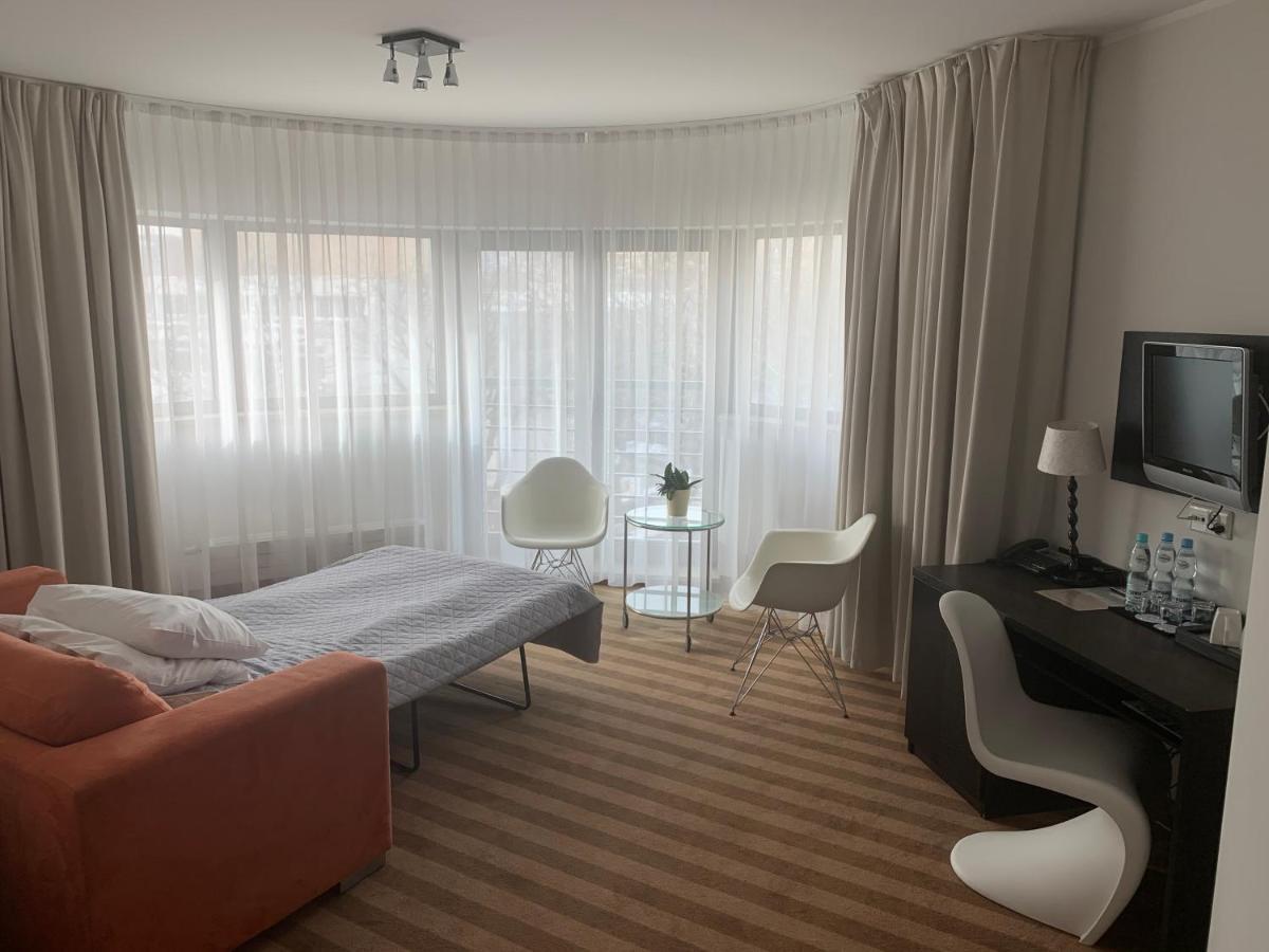 Blick Hotel 3*
